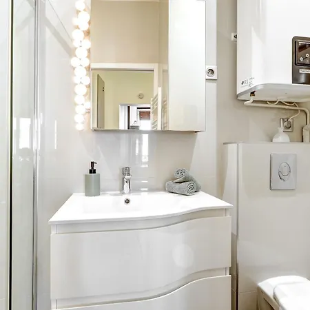 Bnbnova - Charming Near Notre - Dame & Marais Daire